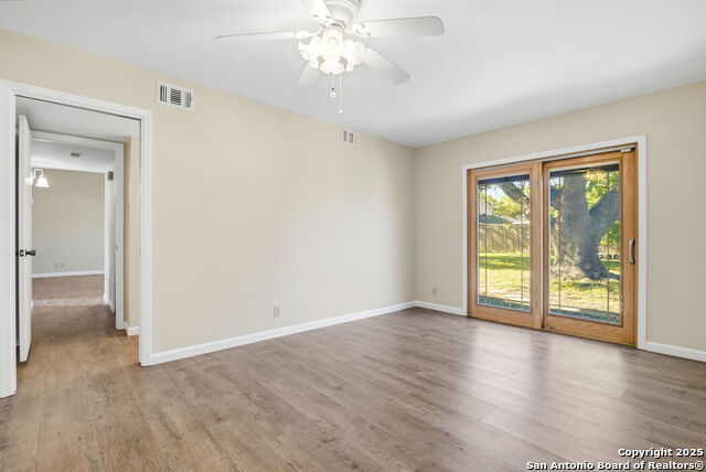 Image 14 of 27 For 12307 Mapletree