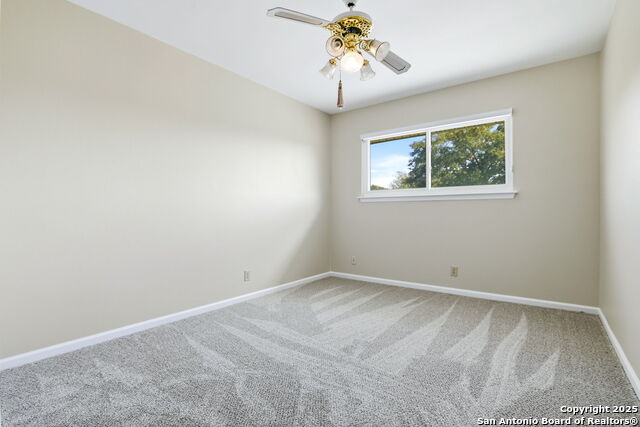 Image 19 of 27 For 12307 Mapletree