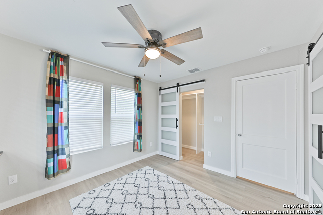 Image 15 of 28 For 315 Norwood 1