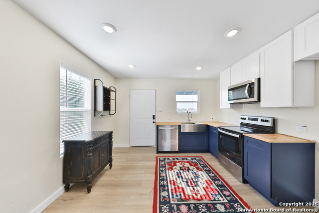 Image 9 of 28 For 315 Norwood 1