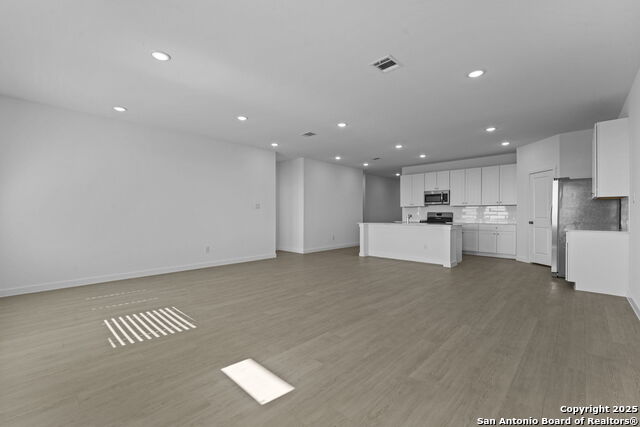 Image 18 of 28 For 14978 Taradeau