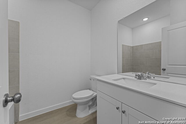 Image 8 of 28 For 14978 Taradeau