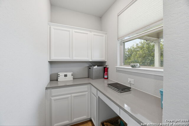 Image 17 of 25 For 2443 Carino  