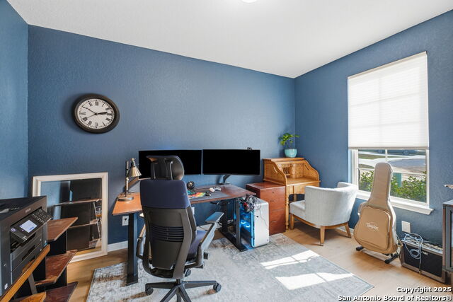 Image 2 of 25 For 2443 Carino  