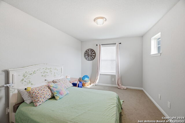 Image 21 of 25 For 2443 Carino  