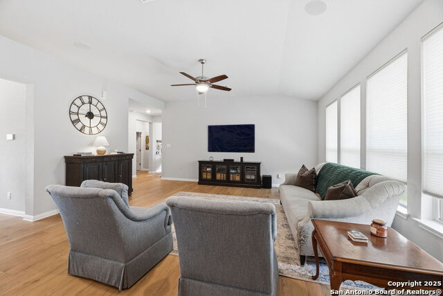 Image 6 of 25 For 2443 Carino  