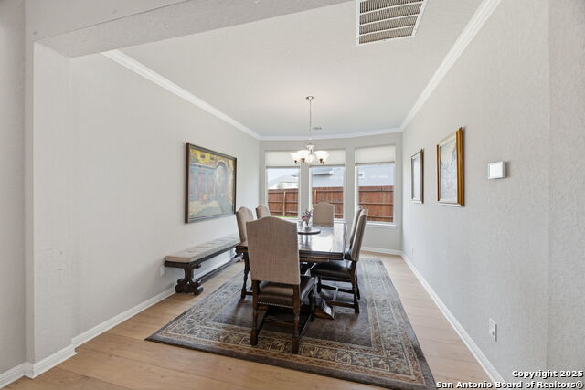 Image 9 of 25 For 2443 Carino  