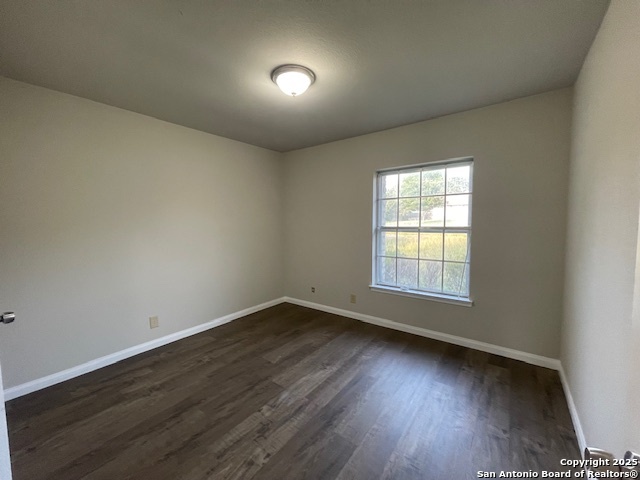 Image 10 of 12 For 9511 New World