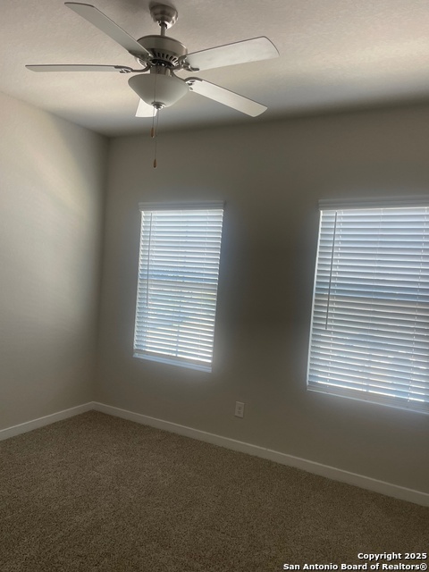 Image 33 of 37 For 8318 Runner Cove  101