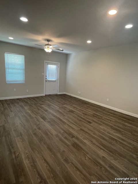 Image 35 of 37 For 8318 Runner Cove  101