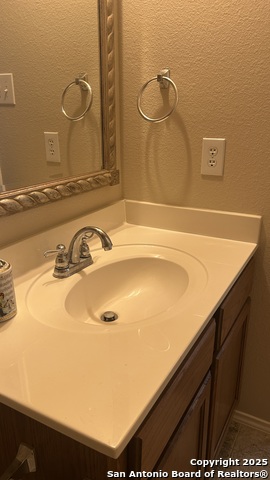 Image 33 of 36 For 189 Corral Fence