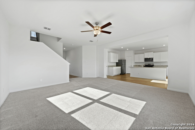 Listing photo id 2 for 11840 Luckey Villa