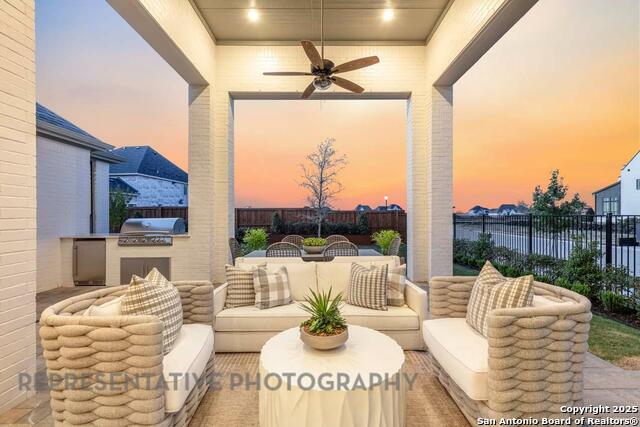 Image 15 of 21 For 333 Dulce Vista