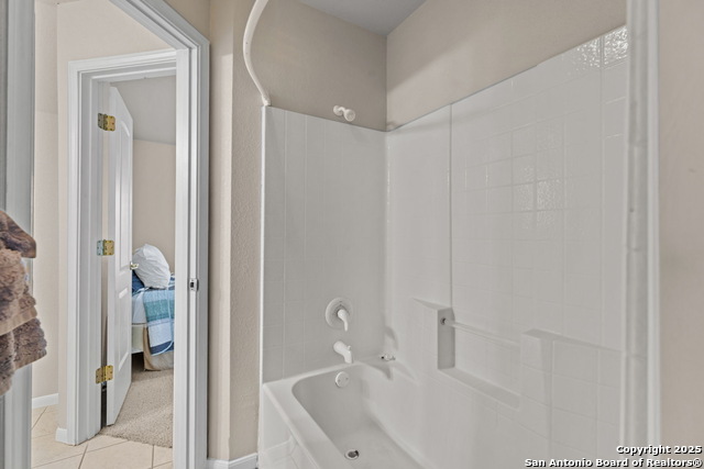 Image 42 of 52 For 1761 Lakeside W