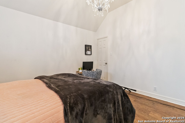 Image 32 of 45 For 23510 Rockbrook