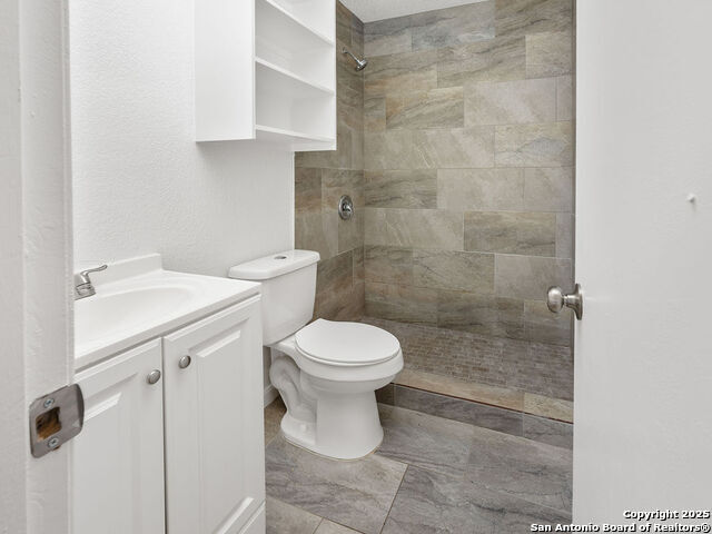 Image 27 of 42 For 5806 Summer Fest