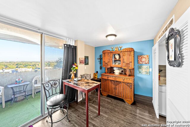 Image 11 of 25 For 7039 San Pedro Ave  504