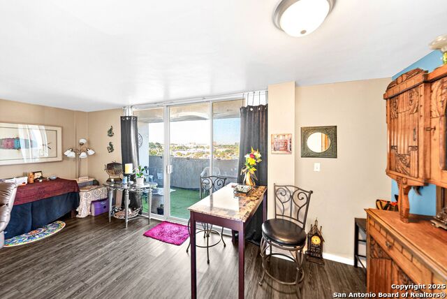 Image 12 of 25 For 7039 San Pedro Ave  504