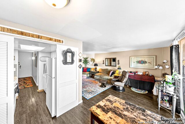 Image 13 of 25 For 7039 San Pedro Ave  504