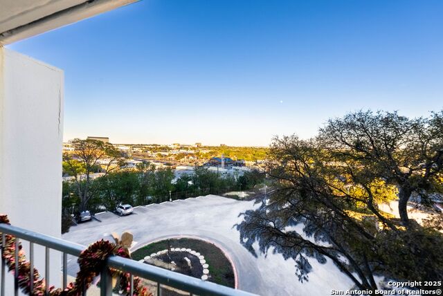 Image 23 of 25 For 7039 San Pedro Ave  504