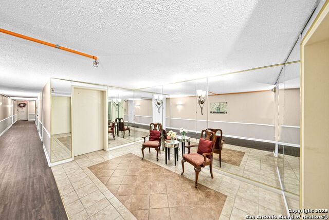 Image 3 of 25 For 7039 San Pedro Ave  504