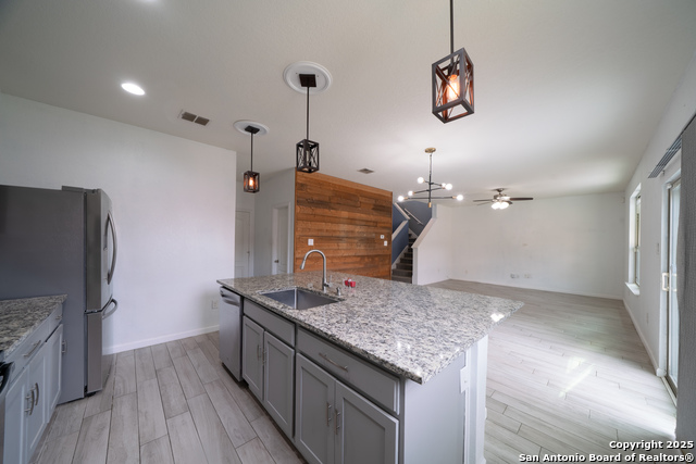 Image 20 of 24 For 9131 Canter Horse