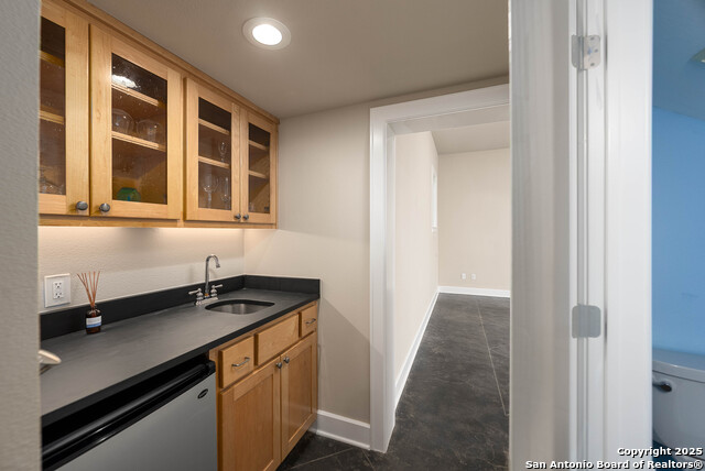 Image 17 of 73 For 30044 Cloud View