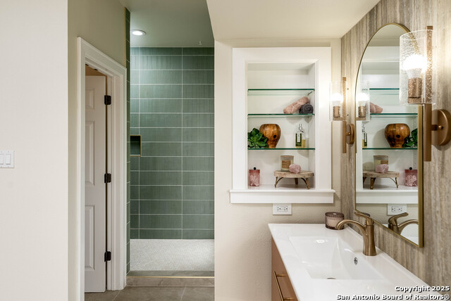 Image 30 of 73 For 30044 Cloud View