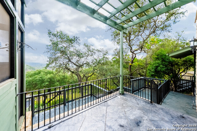 Image 39 of 73 For 30044 Cloud View