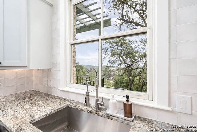 Image 8 of 73 For 30044 Cloud View