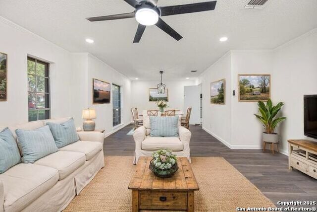 Image 3 of 48 For 3442 Wimbledon