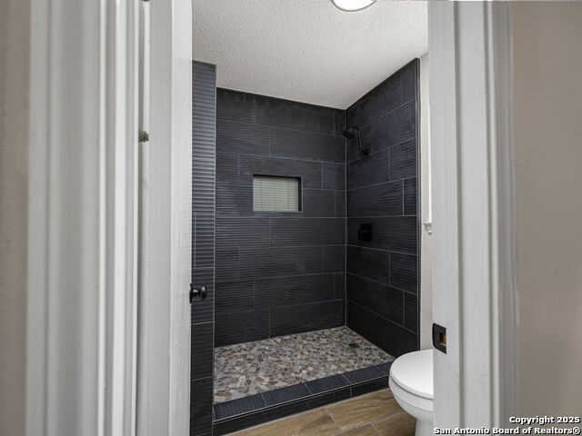 Image 34 of 48 For 3442 Wimbledon