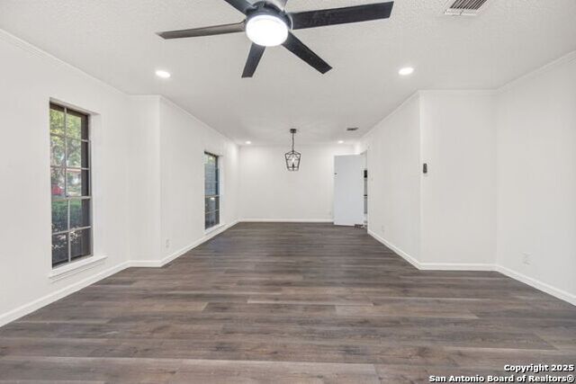 Image 4 of 48 For 3442 Wimbledon