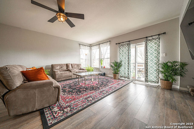 Image 10 of 41 For 13506 Misty View