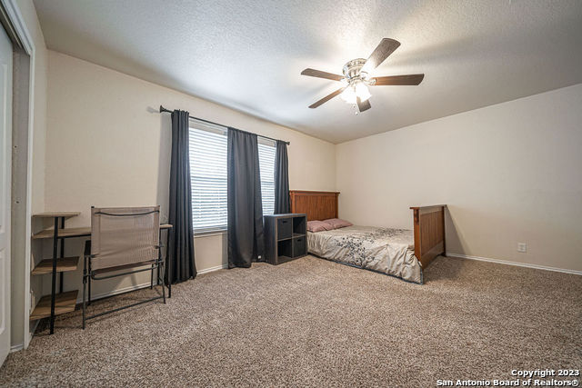 Image 34 of 41 For 13506 Misty View