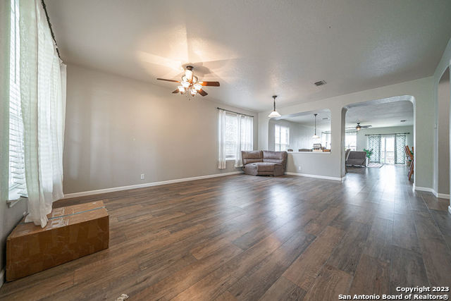 Image 6 of 41 For 13506 Misty View