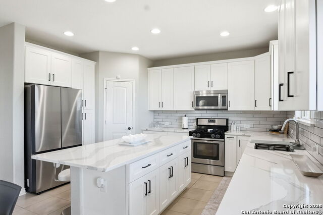 Image 14 of 55 For 18022 Muir Glen