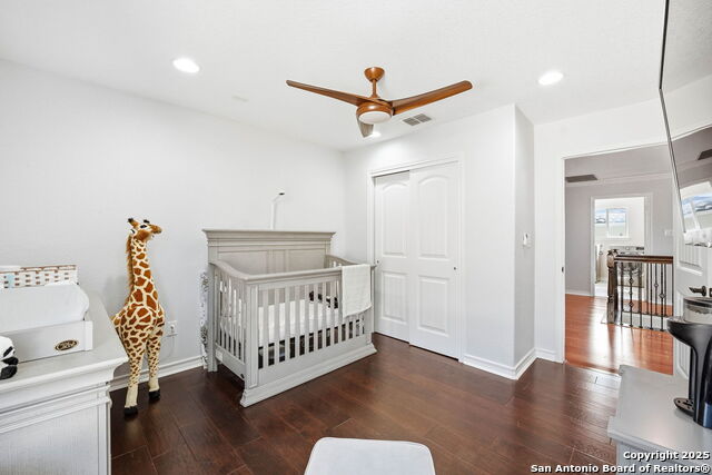 Image 39 of 55 For 18022 Muir Glen