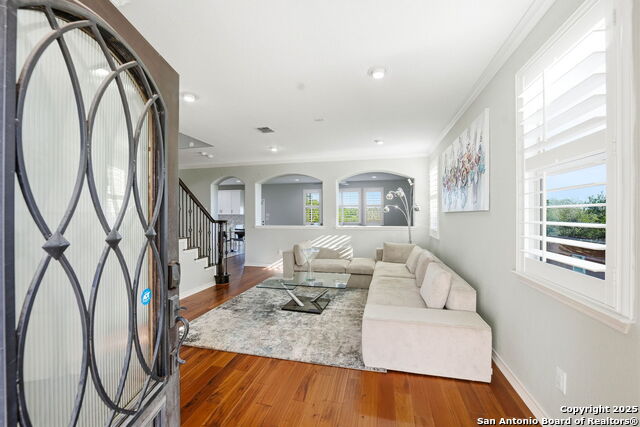 Image 4 of 55 For 18022 Muir Glen