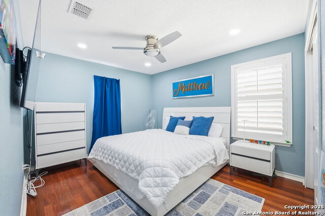 Image 41 of 55 For 18022 Muir Glen