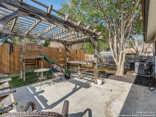 Image 20 of 25 For 8507 Water Quail