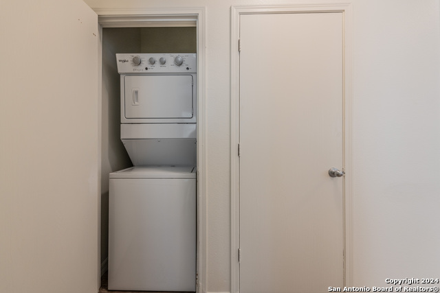 Image 11 of 37 For 1000 Diamond 2004