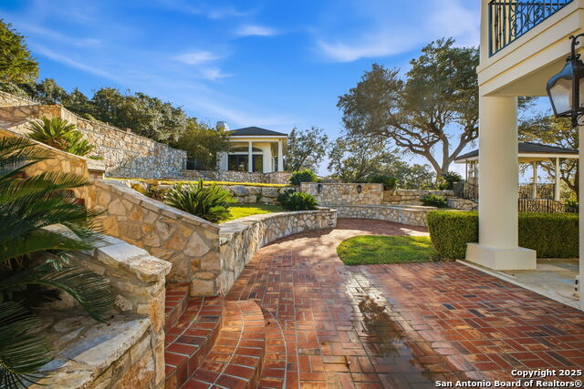 Image 15 of 137 For 11 Whitechurch