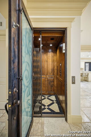 Image 23 of 137 For 11 Whitechurch