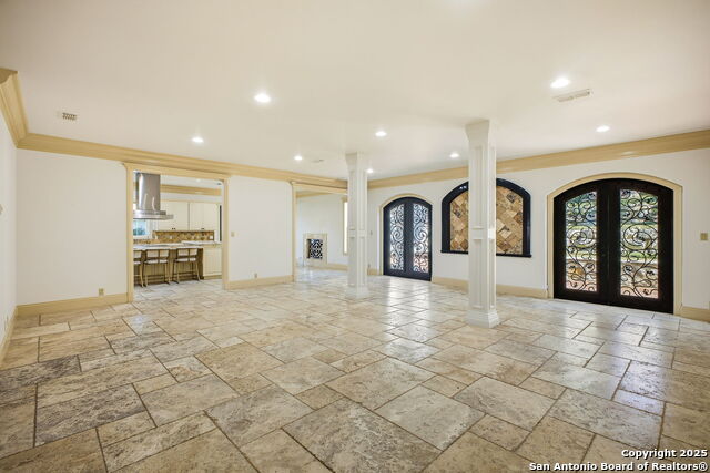 Image 28 of 137 For 11 Whitechurch