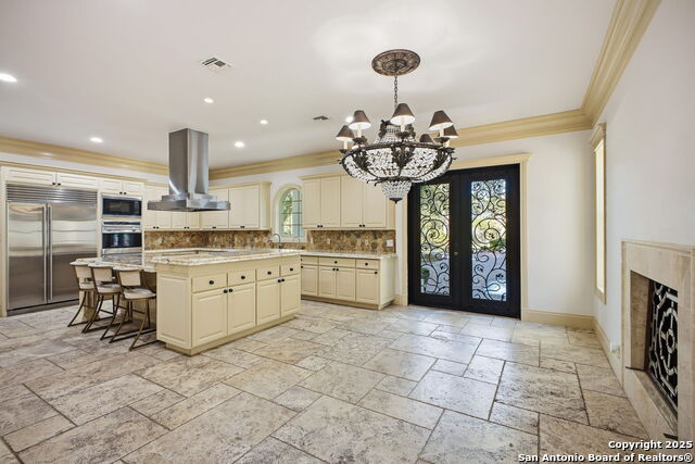 Image 38 of 137 For 11 Whitechurch