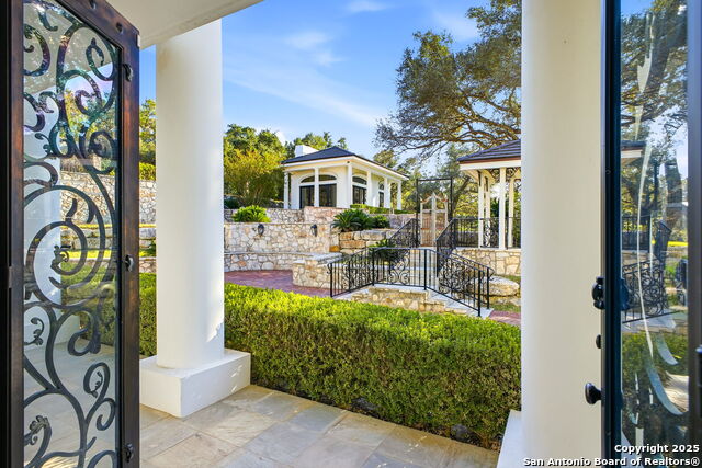 Image 51 of 137 For 11 Whitechurch