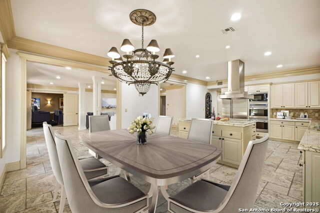 Image 92 of 137 For 11 Whitechurch