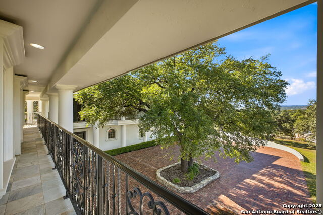 Image 96 of 137 For 11 Whitechurch