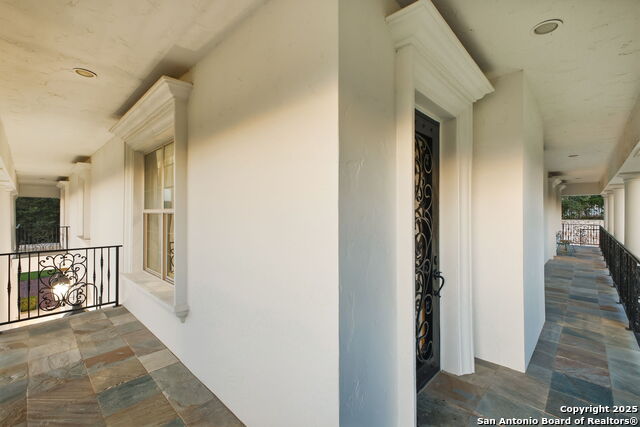 Image 99 of 137 For 11 Whitechurch